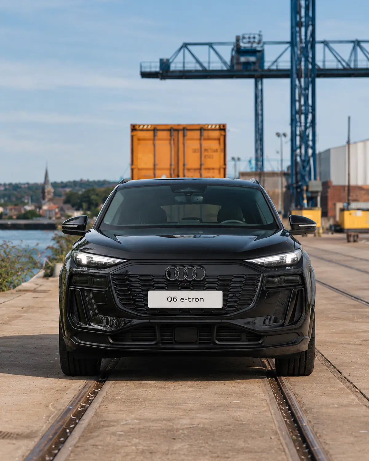 Audi Q6 SUV e-tron Q6 SUV Corporate S e-tron quattro 315,00 kW